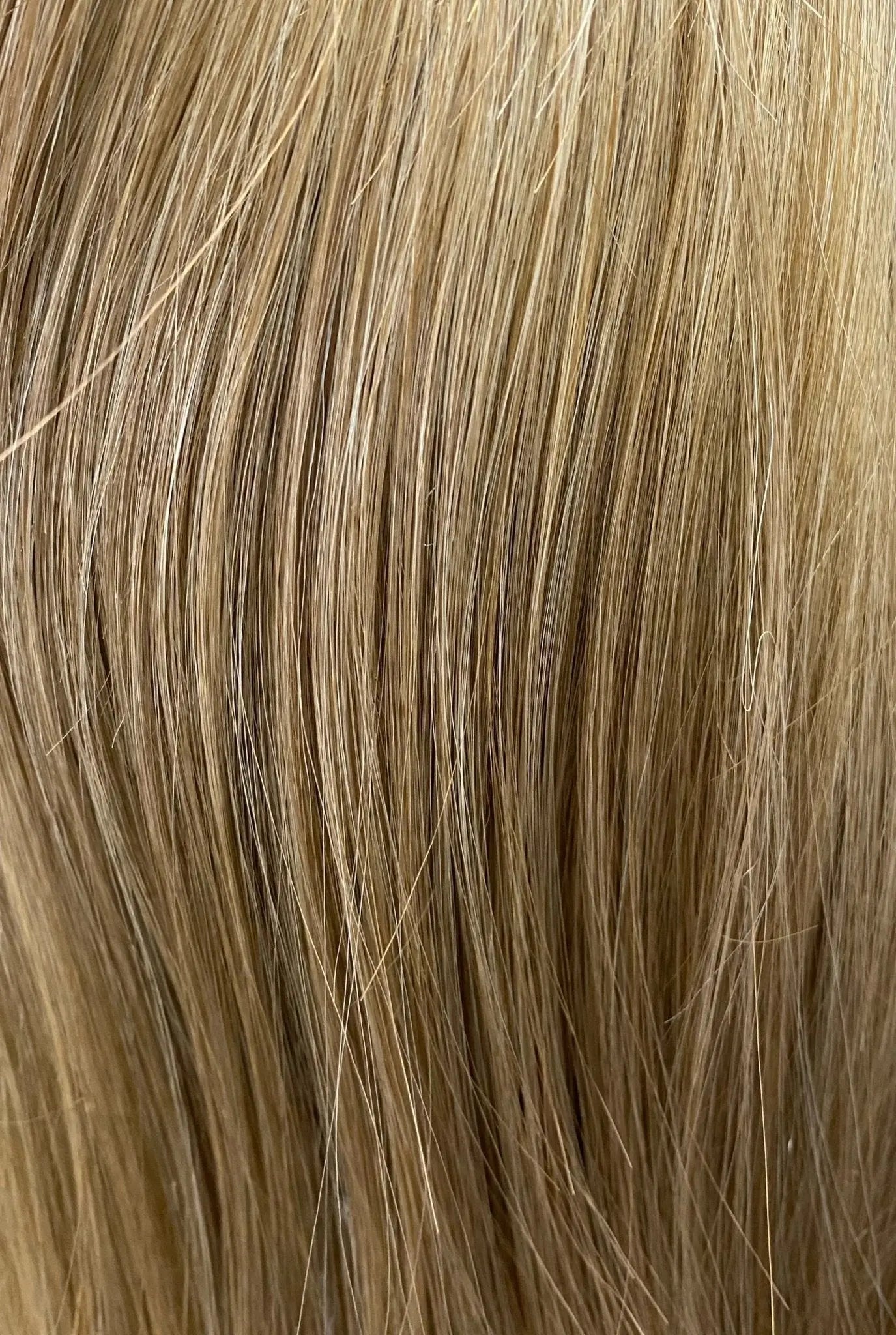 Robyn - Wigsisters